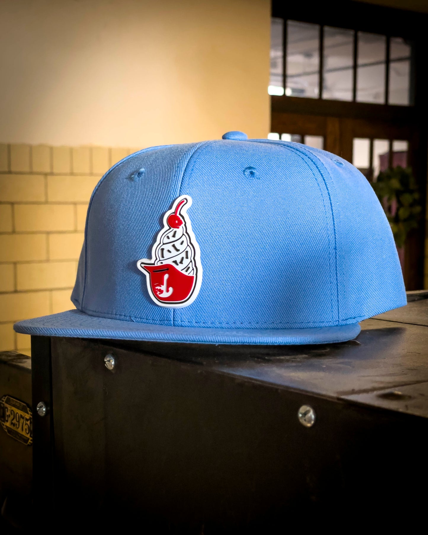 PHILADELPHIA PHILLIES PVC ICE CREAM HELMET PATCH SKULLY HAT