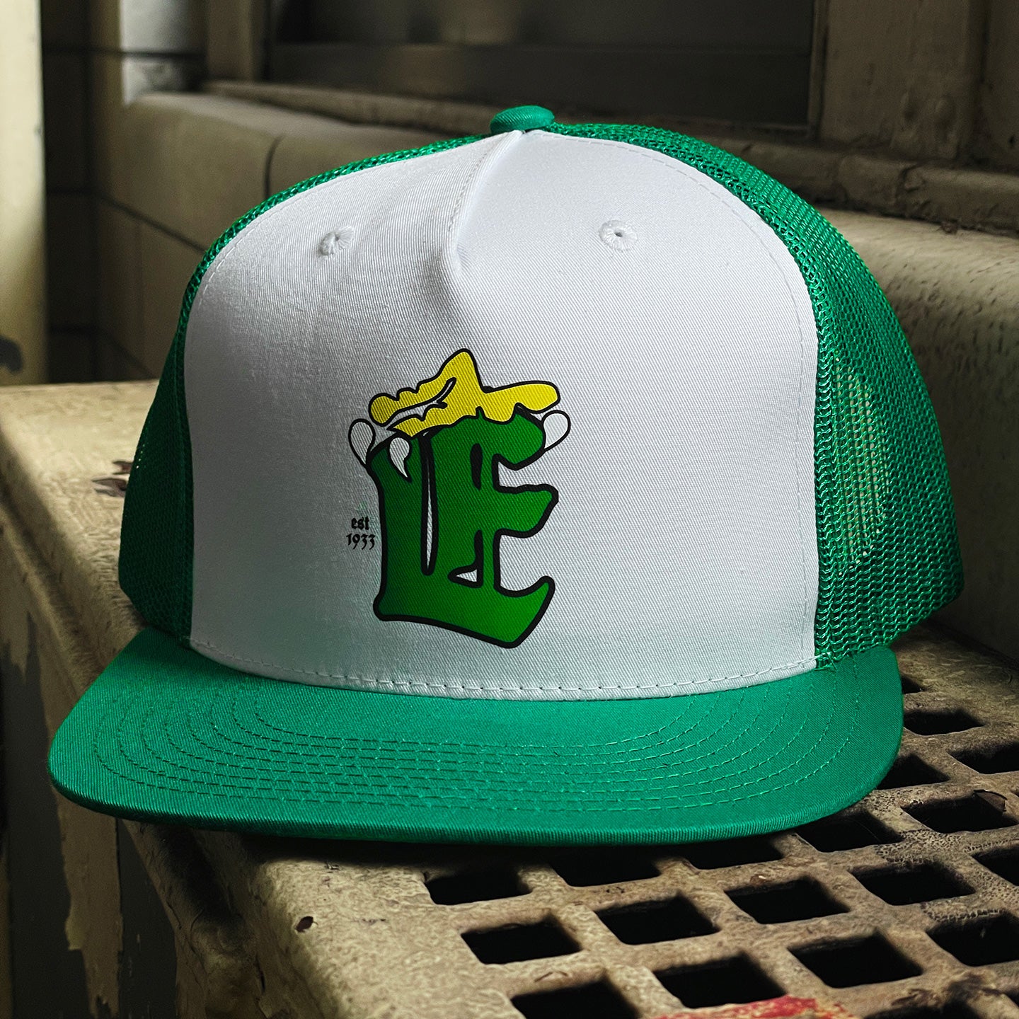 PHILADELPHIA EAGLES - Eagle Claw - Two Toned White and Kelly Green Snapback